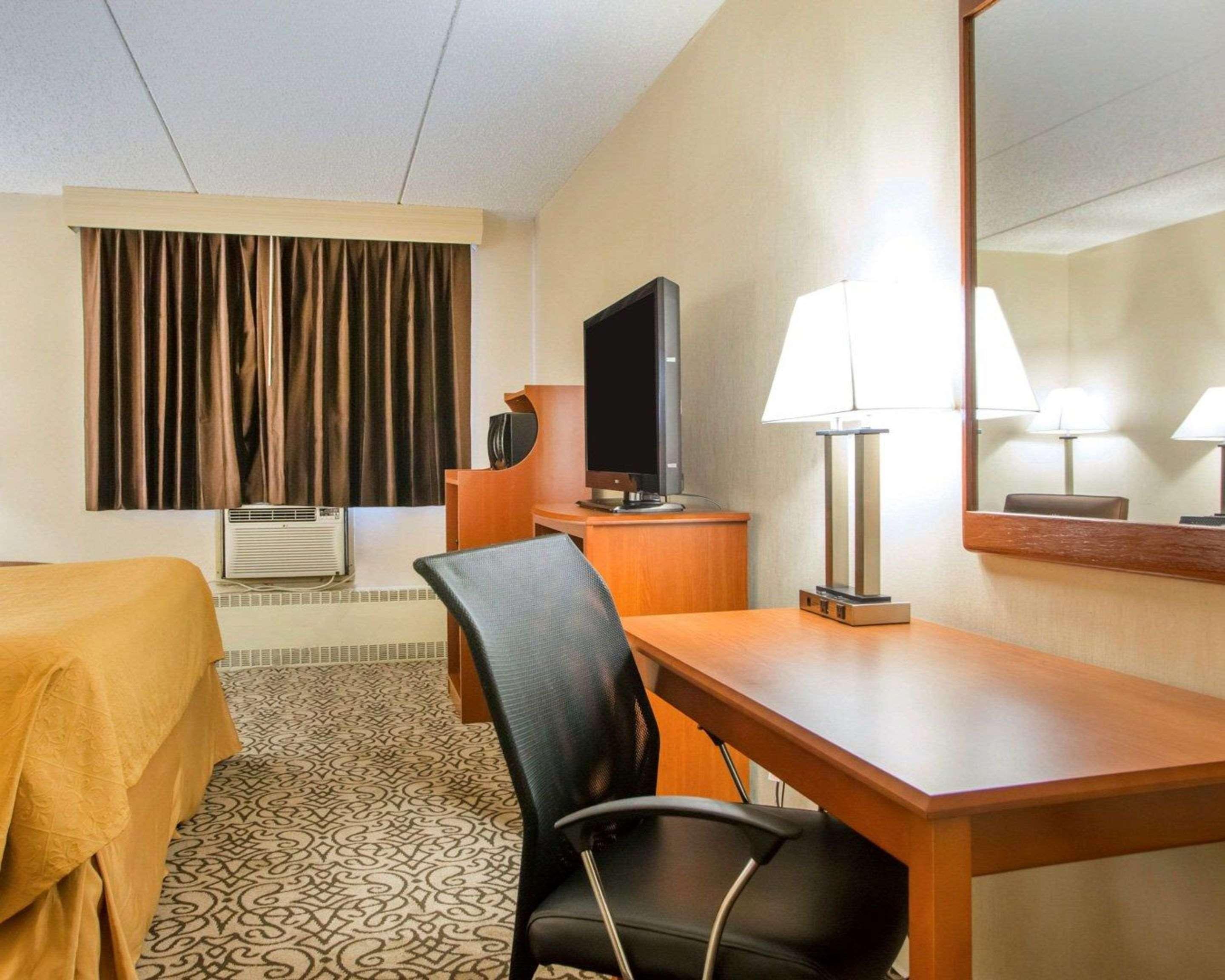 Quality Inn Stadium Area Green Bay Dış mekan fotoğraf