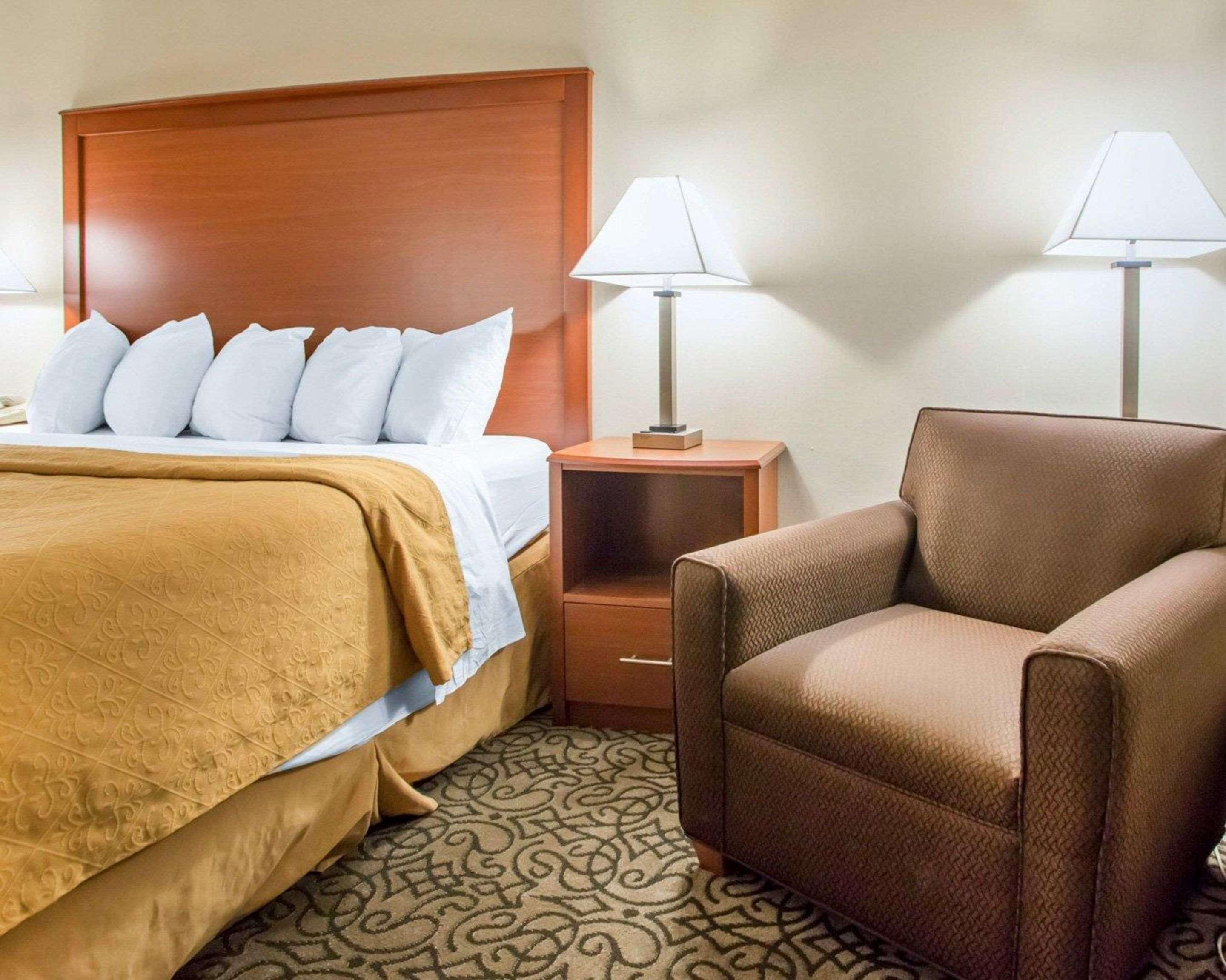 Quality Inn Stadium Area Green Bay Dış mekan fotoğraf