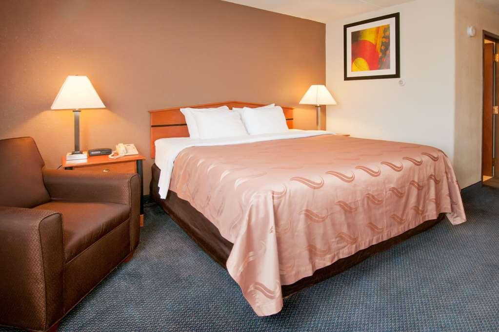 Quality Inn Stadium Area Green Bay Oda fotoğraf