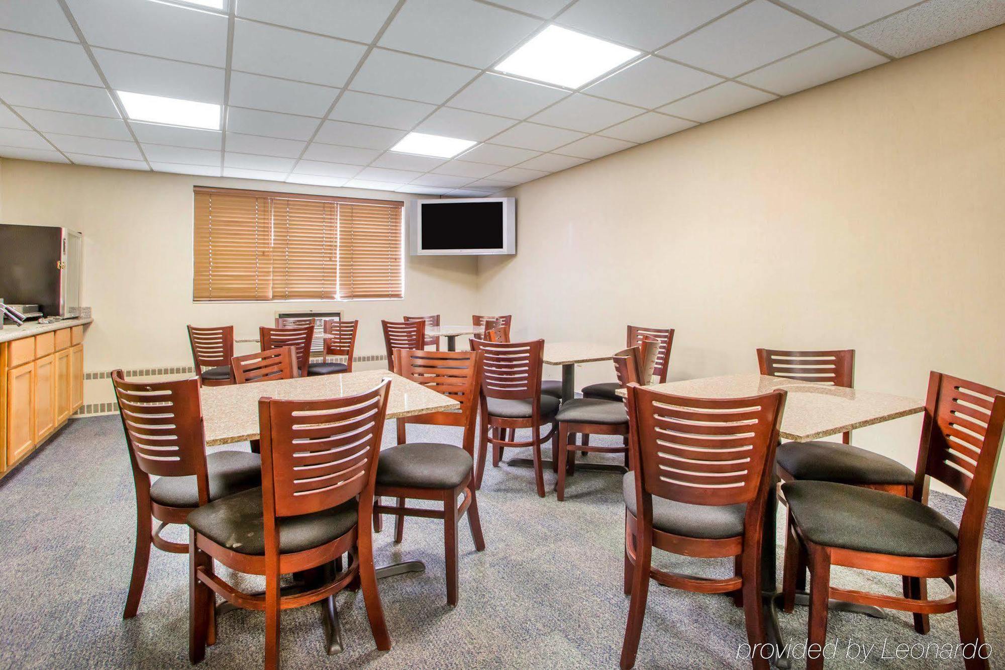 Quality Inn Stadium Area Green Bay Dış mekan fotoğraf