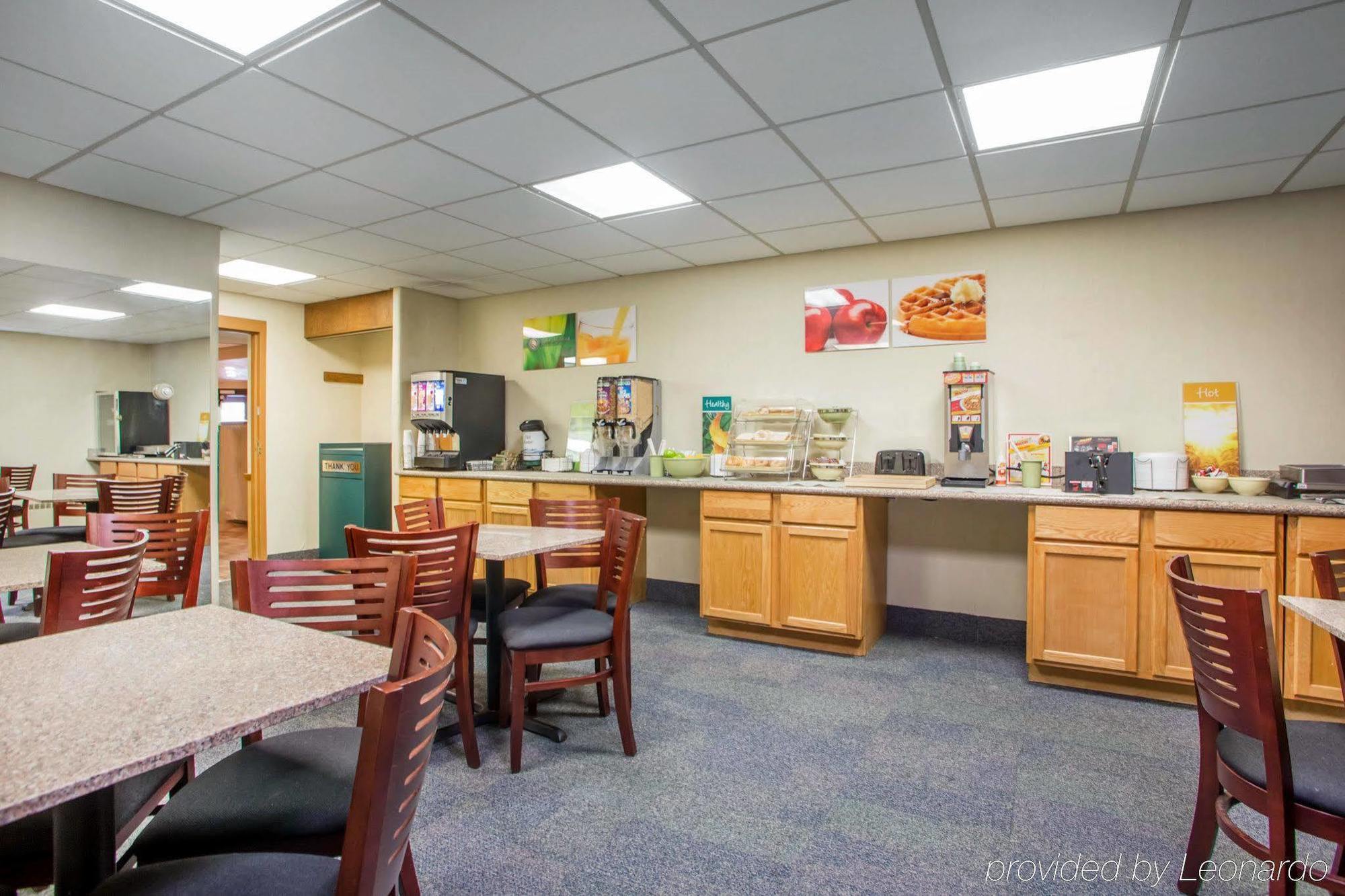 Quality Inn Stadium Area Green Bay Dış mekan fotoğraf